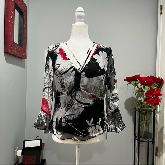 NEW WDNY Silk Semi Sheer Ruffle Flutter V-Neck Bell Sleeve Darted Blouse S NWT - Picture 1 of 15